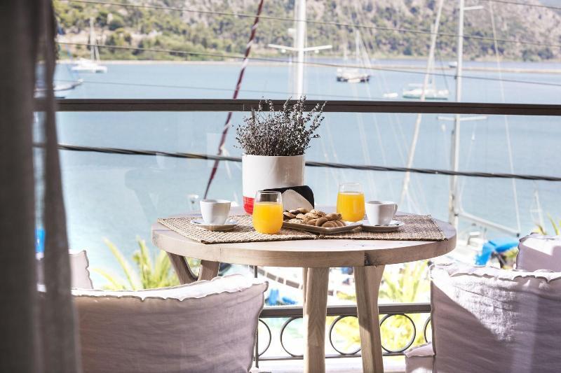 Argostoli Marina Suites Exterior foto